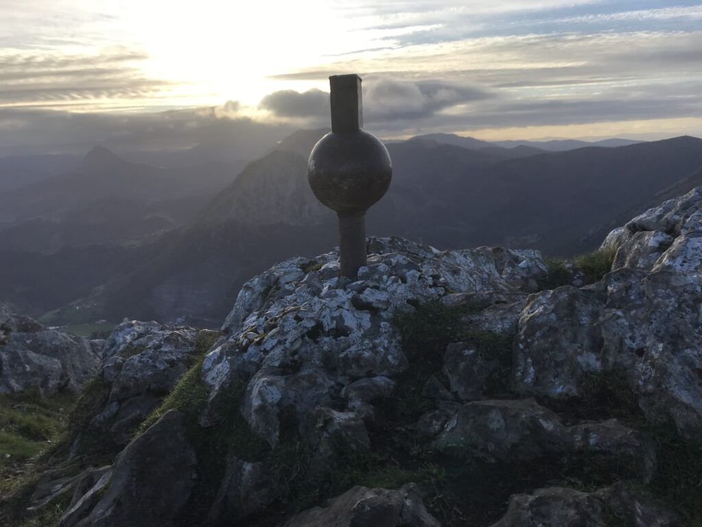 Mugarra desde Mañaria